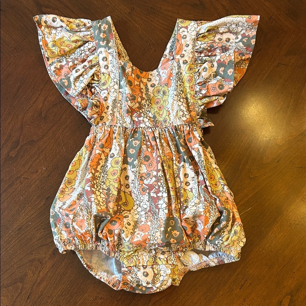 Kate Quinn Hollyhock Flutter Sleeve Bubble 2T